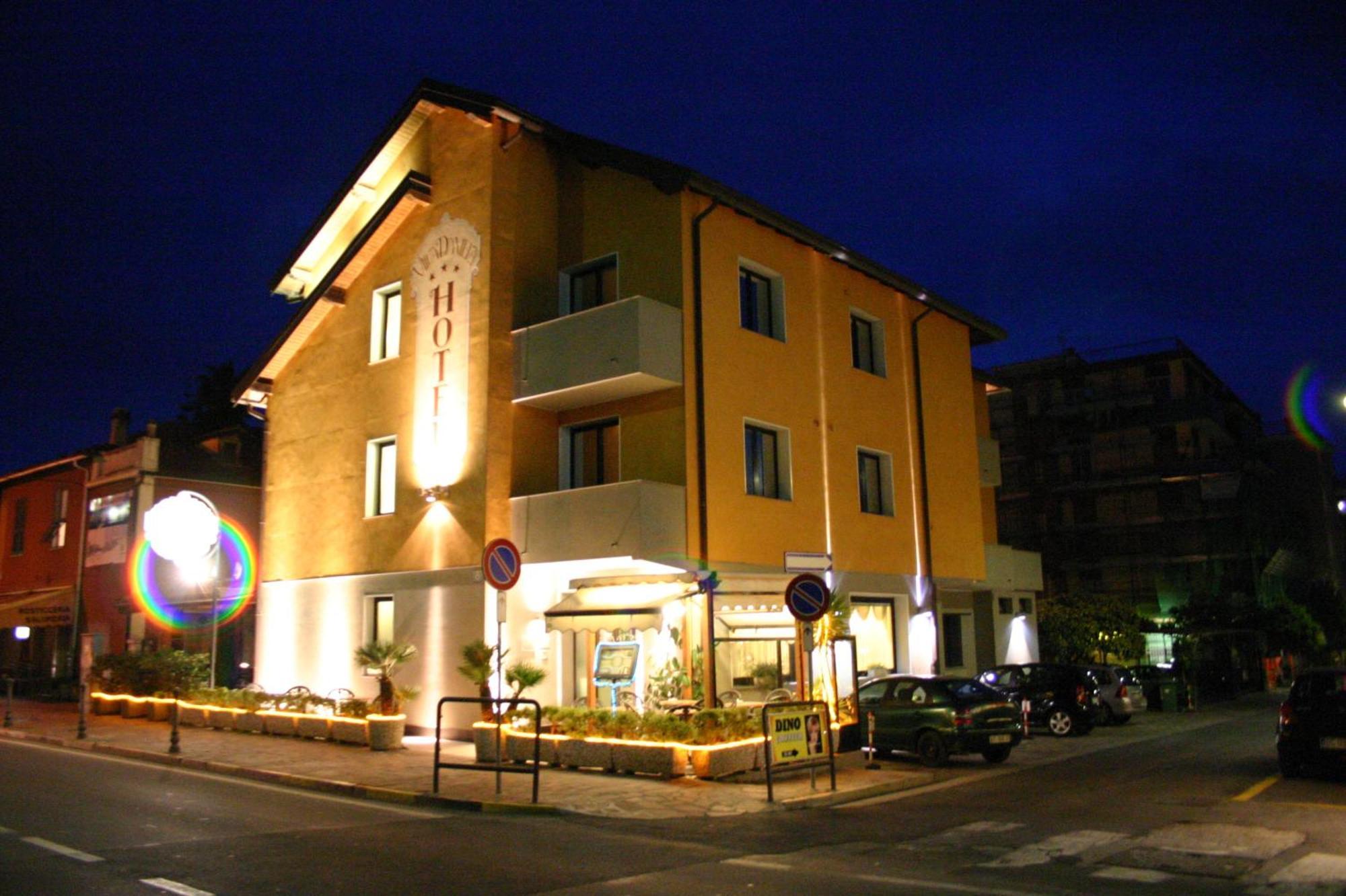 New Automatic Villa Daniela San Bartolomeo Al Mare Eksteriør bilde